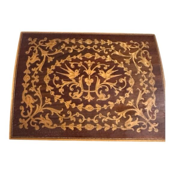 Vintage Italian slightly curved top wooden inlay jewelry music box 7x5 1/4. - Picture 1 of 6